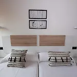 Adosado-duplex Adaptado Zona De Playa Y Montana *