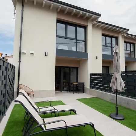 Adosado-duplex Adaptado Zona De Playa Y Montana Llanes