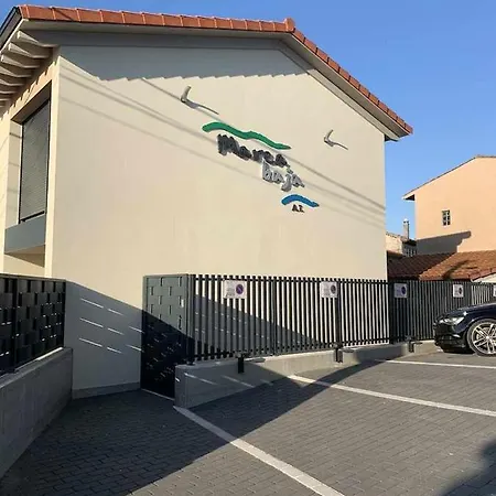 Apartament Adosado-duplex Adaptado Zona De Playa Y Montana *